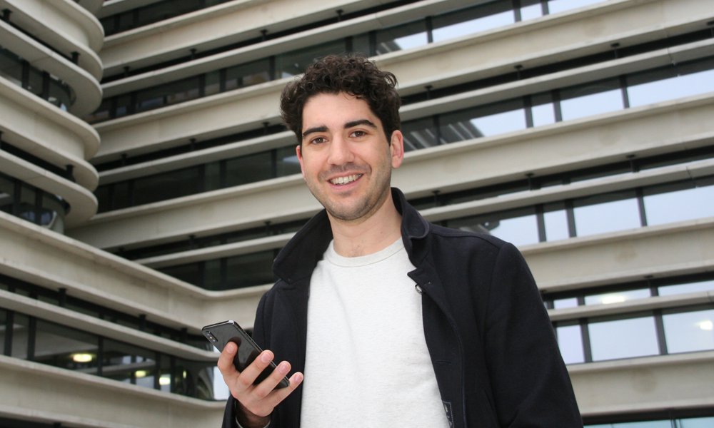 Rent a storage room introducing the new placeB app